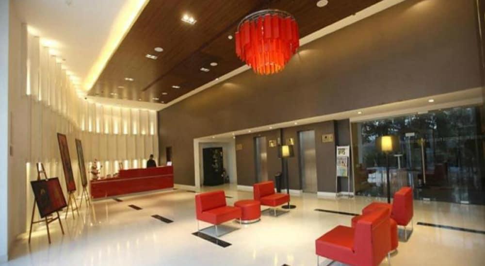 Keys Prima By Lemon Tree Hotels, Pimpri, Pune Bagian luar foto