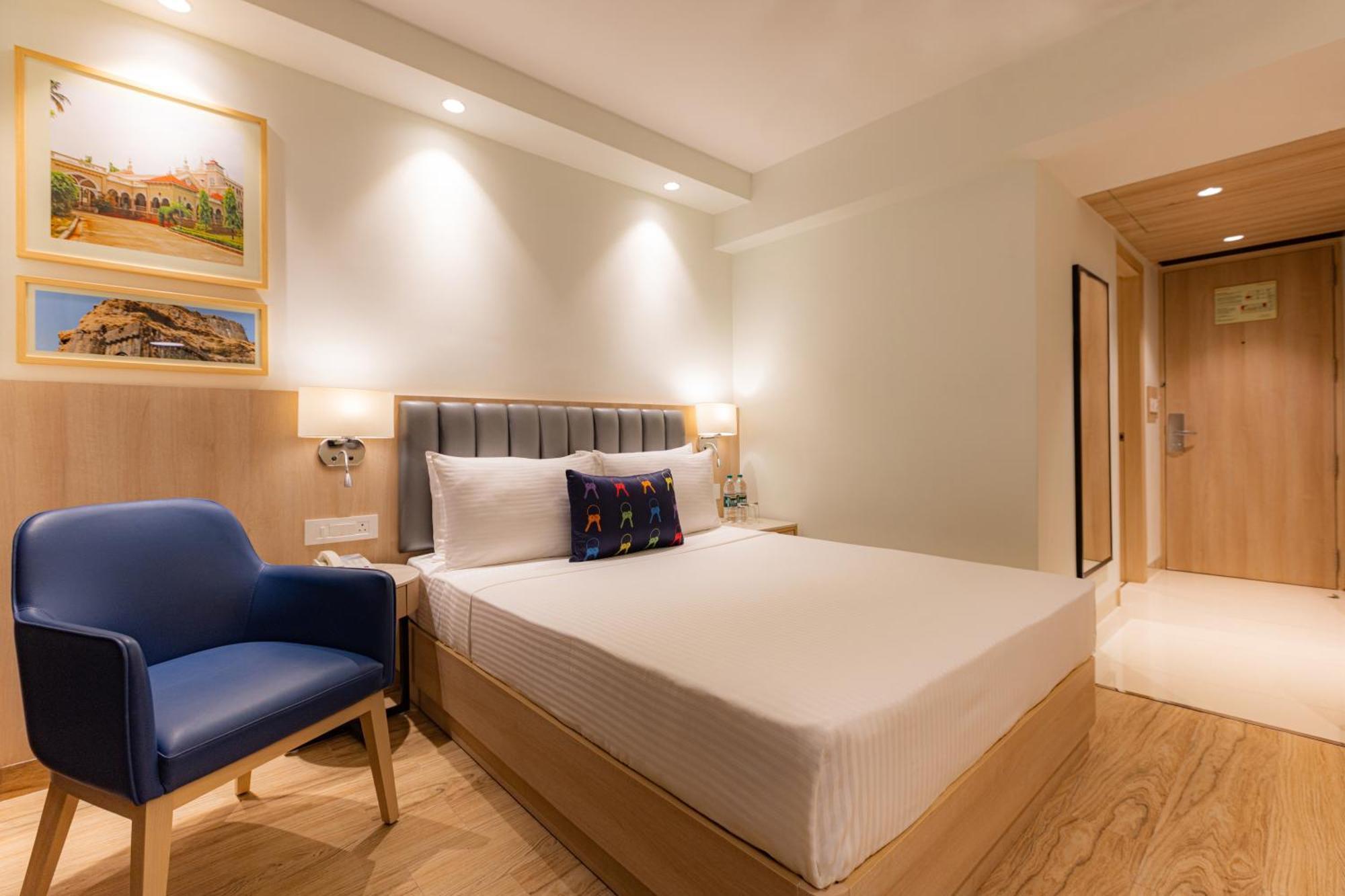 Keys Prima By Lemon Tree Hotels, Pimpri, Pune Bagian luar foto