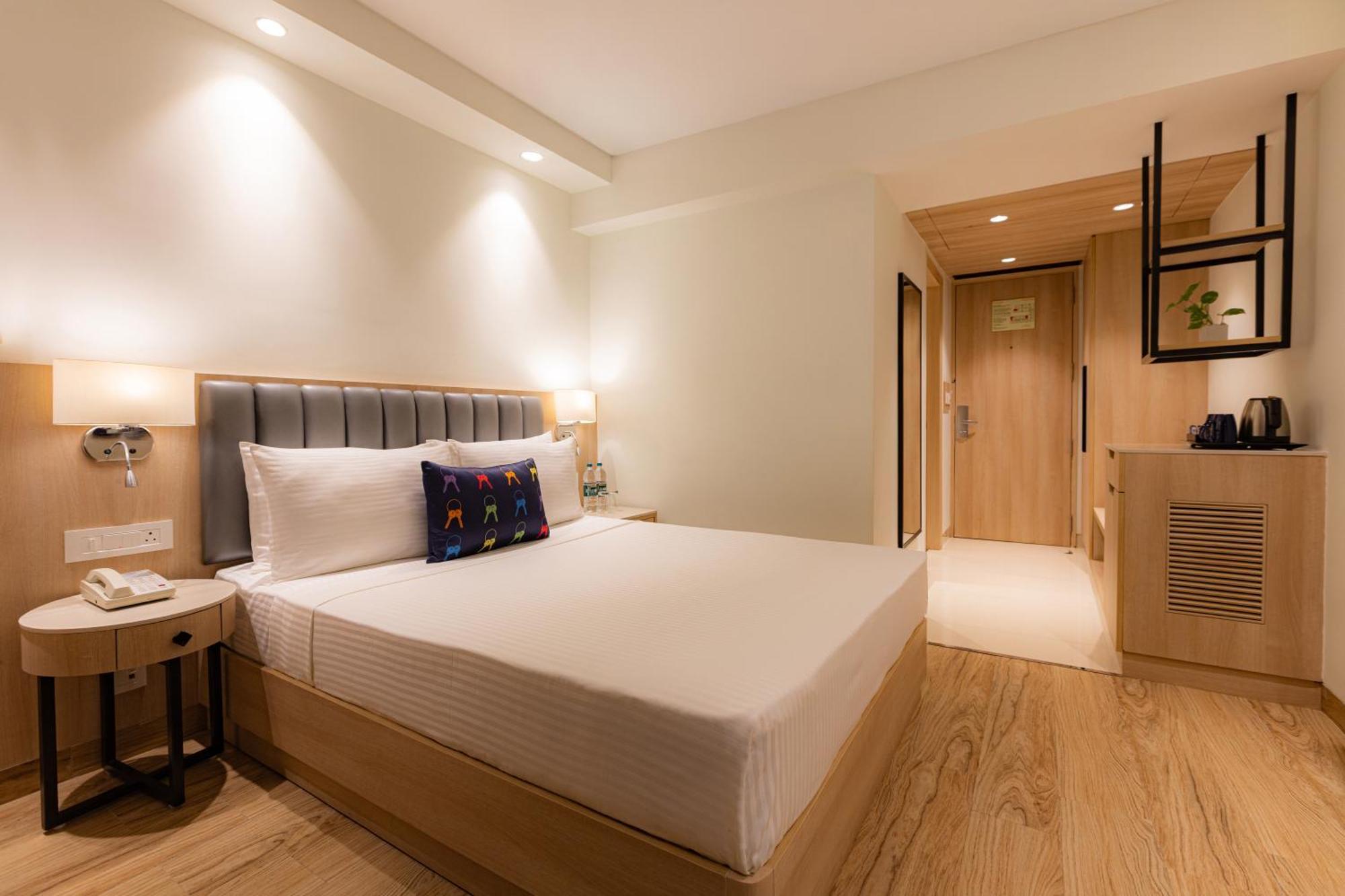 Keys Prima By Lemon Tree Hotels, Pimpri, Pune Bagian luar foto