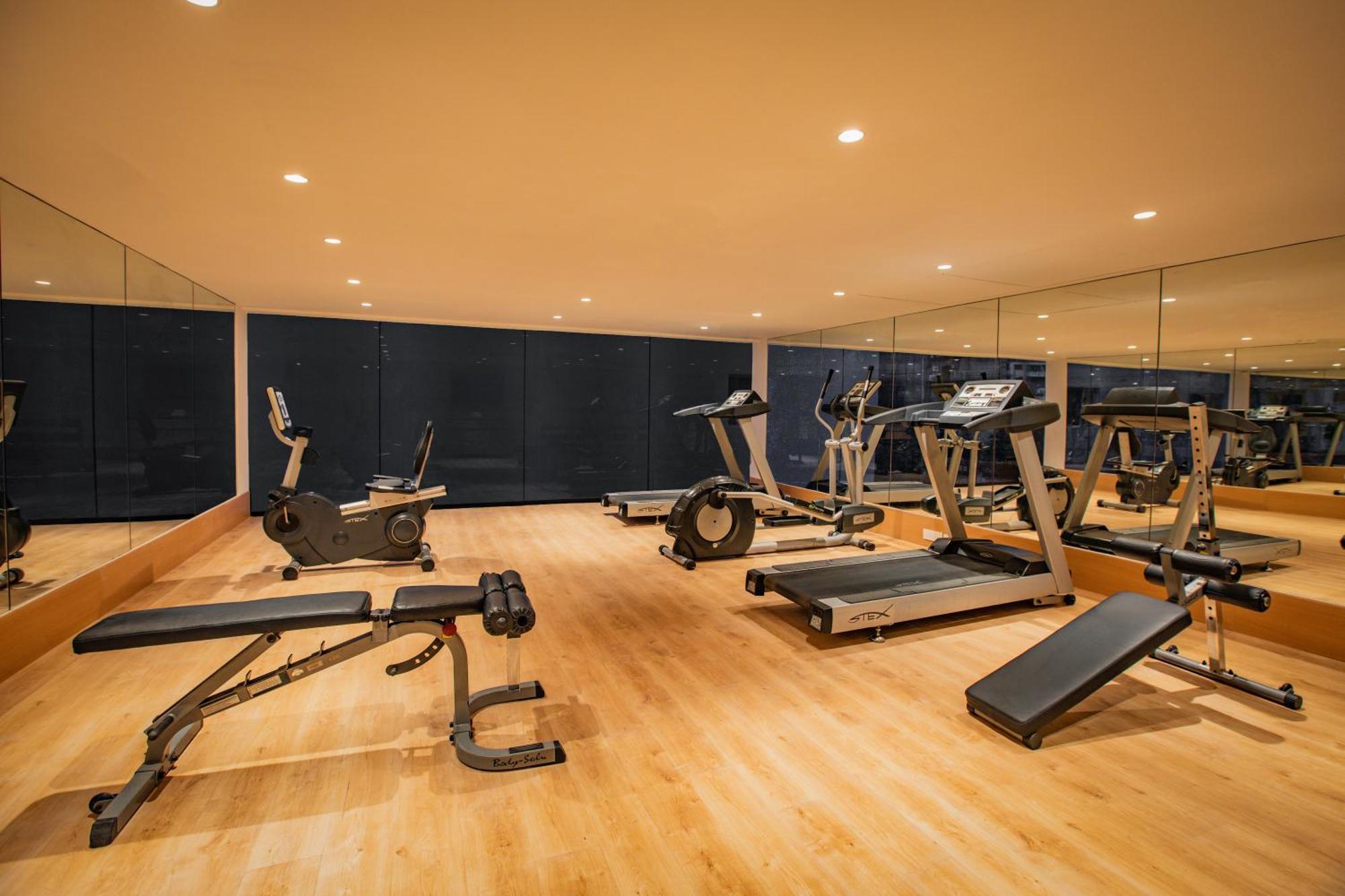 Keys Prima By Lemon Tree Hotels, Pimpri, Pune Bagian luar foto