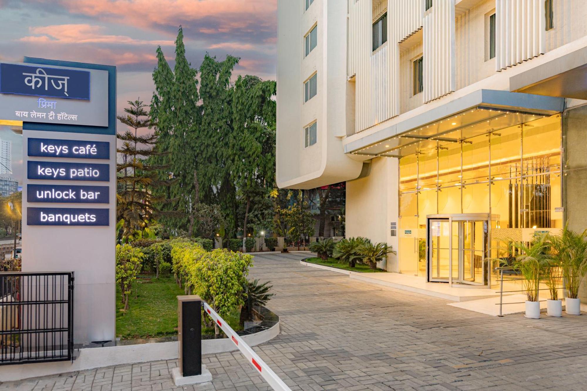 Keys Prima By Lemon Tree Hotels, Pimpri, Pune Bagian luar foto