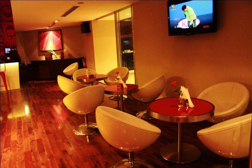 Keys Prima By Lemon Tree Hotels, Pimpri, Pune Bagian luar foto